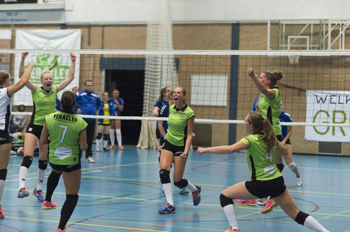 Sportal/Dames 1 speelt thuis voor de beker